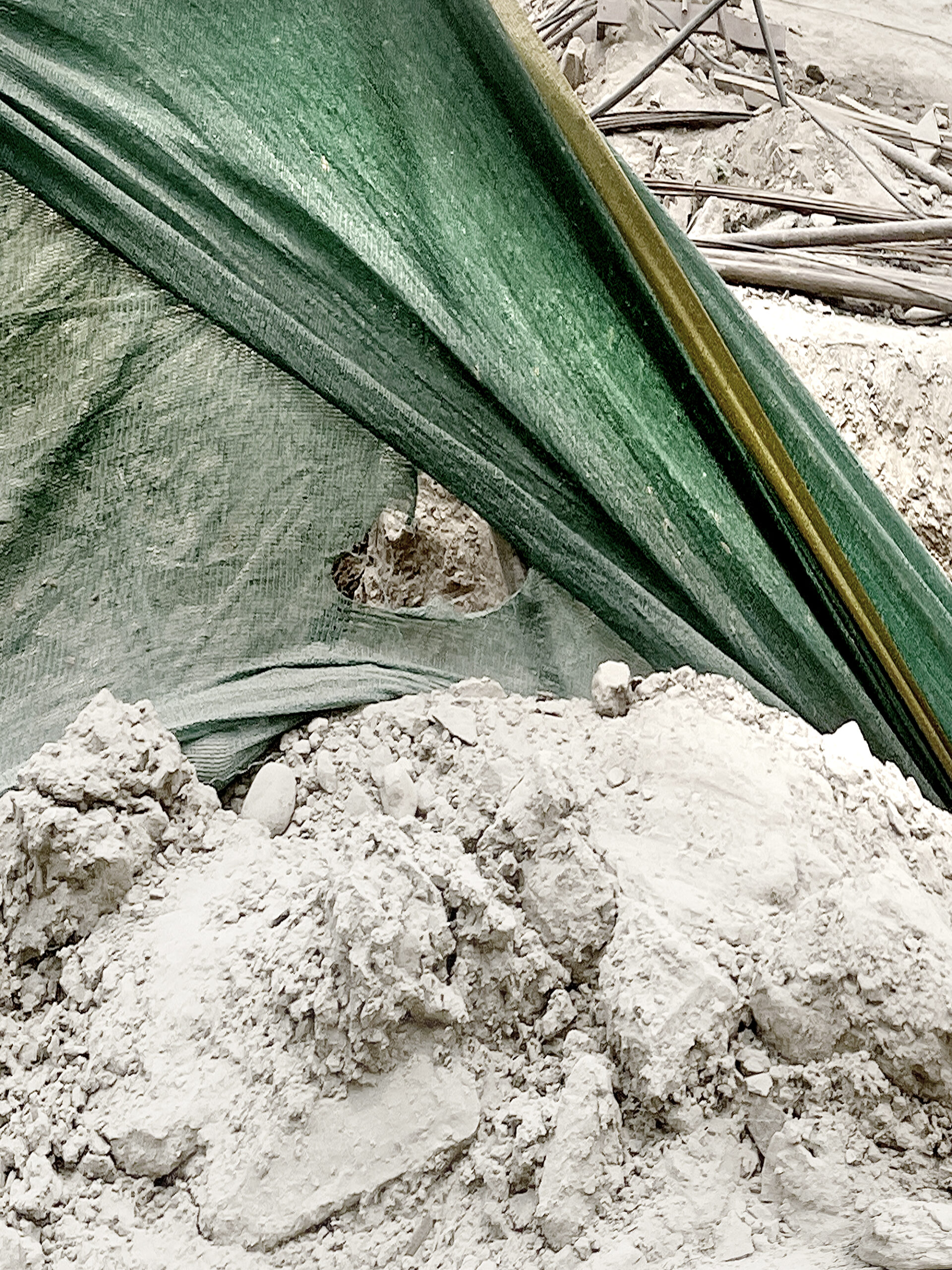 17 / 5315 pixels - 7087 pixels